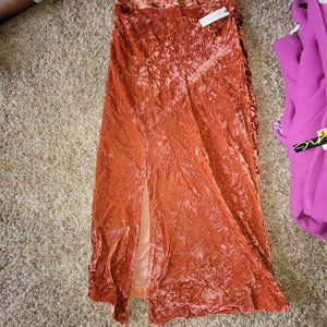 Anthropologie burnt orange velvet long skirt w/slit – size 6 (runs small) - NEW